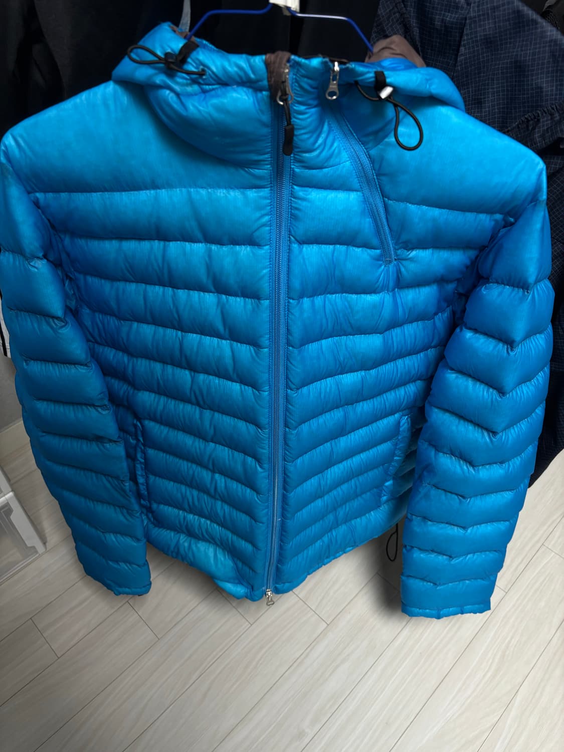 산산기어 푸퍼경량패딩 22fw 상품이미지2