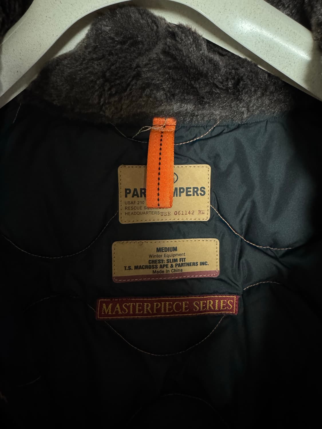 [새상품급] 20FW 파라점퍼스 고비 마스터피스 블랙 M 상품이미지3