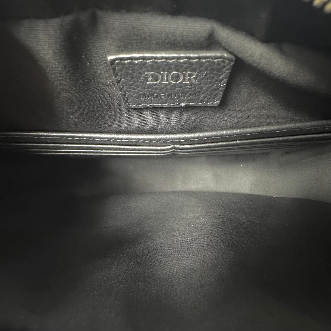 [S급/24ss] 디올 오블리크 사파리 블랙 메신저백 신형 리뉴얼버전 상품이미지9