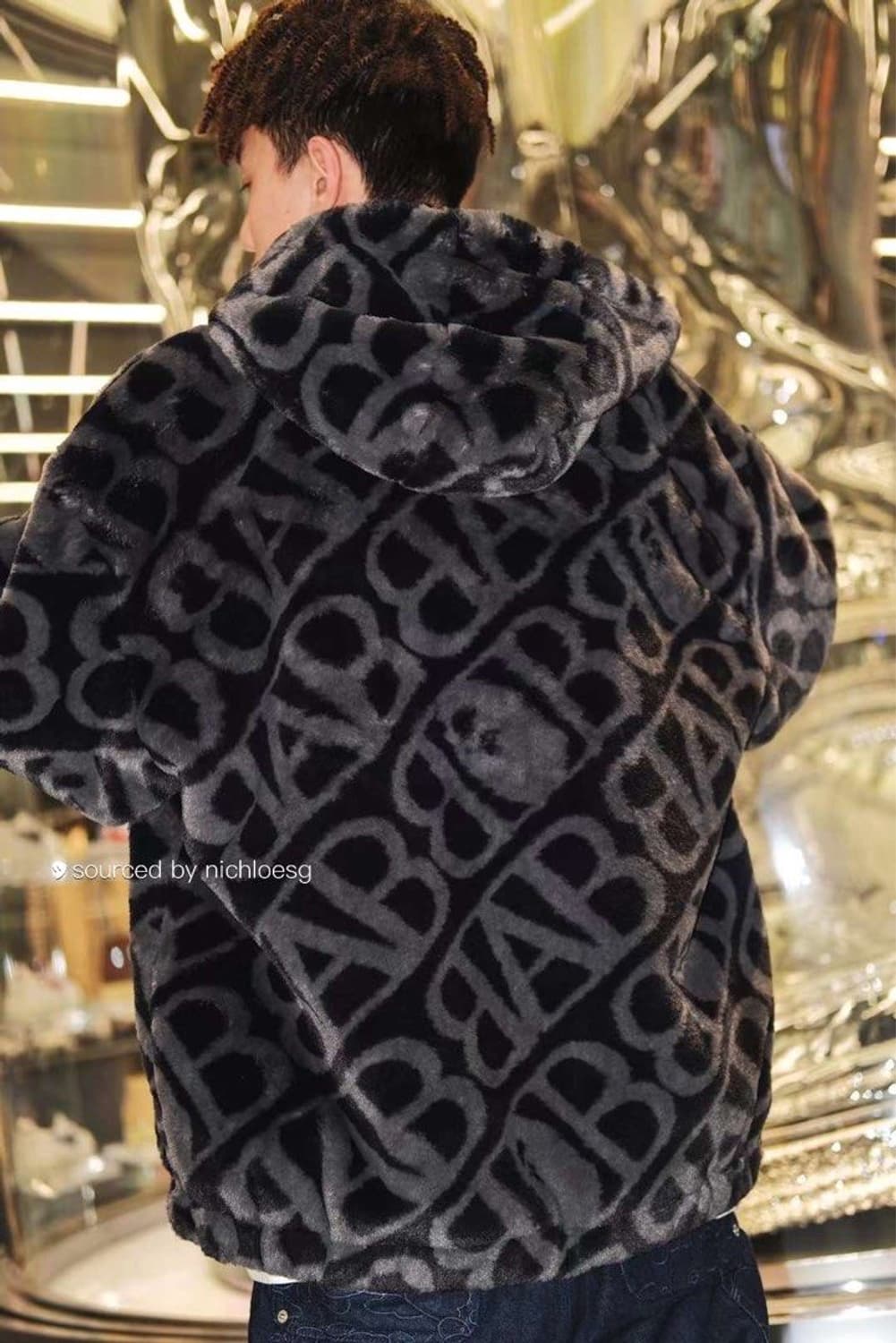 (신품급) 베이프 모노그램 퍼 후드 자켓 상품이미지1