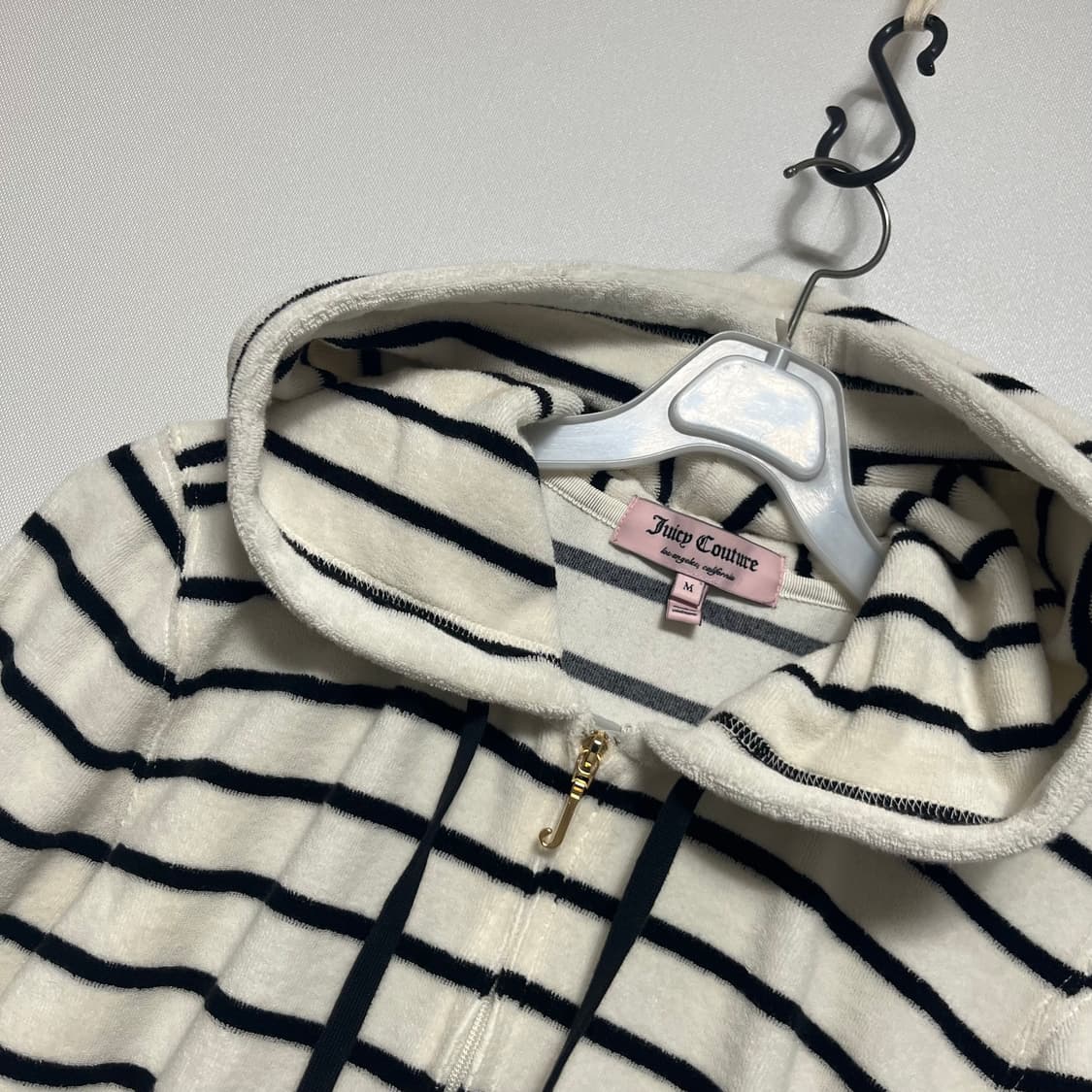 쥬시꾸뛰르 타올소재 후드 반바지 세트 m 상품이미지4