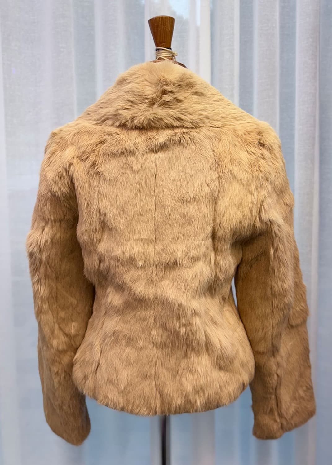 베이지 카라 레빗 퍼자켓 상품이미지2