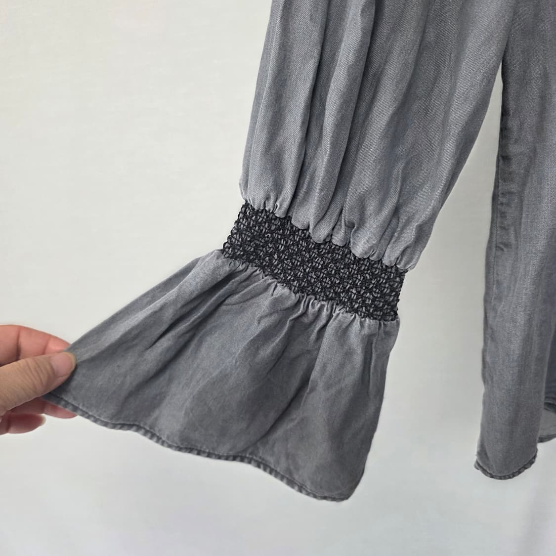 GAP 데님 플레어 소매 블라우스 상품이미지3