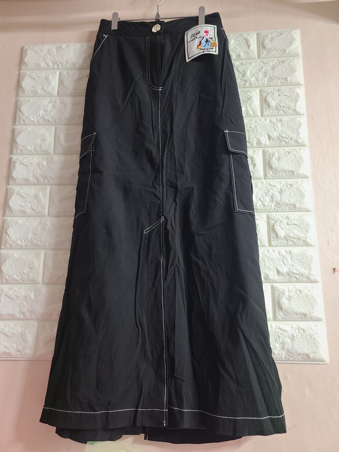 O'2nd x Charlotte Molas 블랙 카고 롱 스커트(s) 상품이미지1