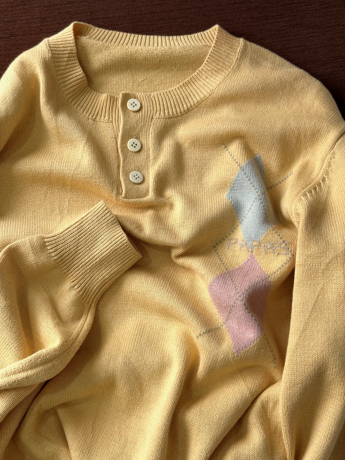 Design patterned button crew knit P/O 상품이미지2