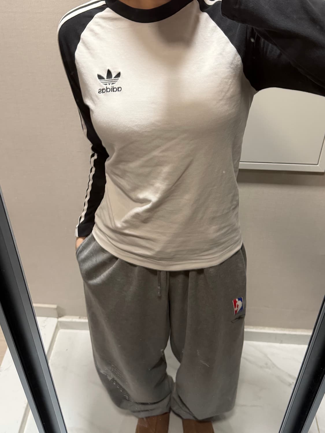 아디다스 삼선 긴팔티 xs 상품이미지1