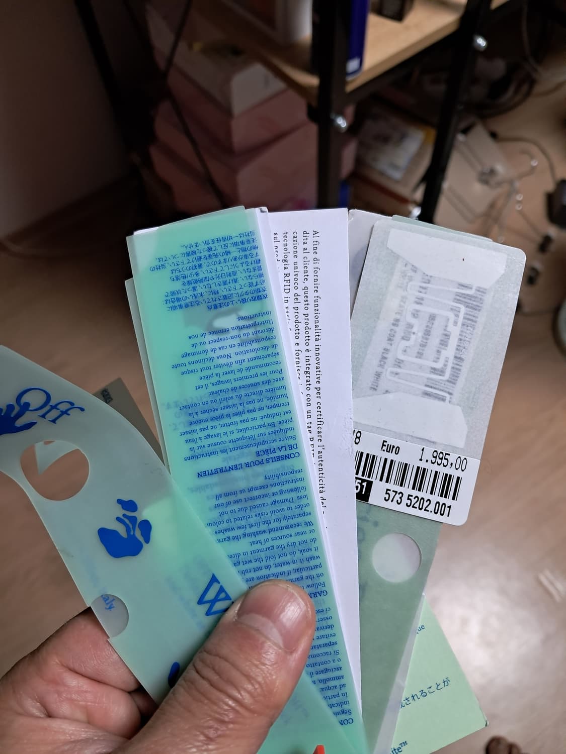 오프화이트 리미티드 한정판 코트 새제품 상품이미지3