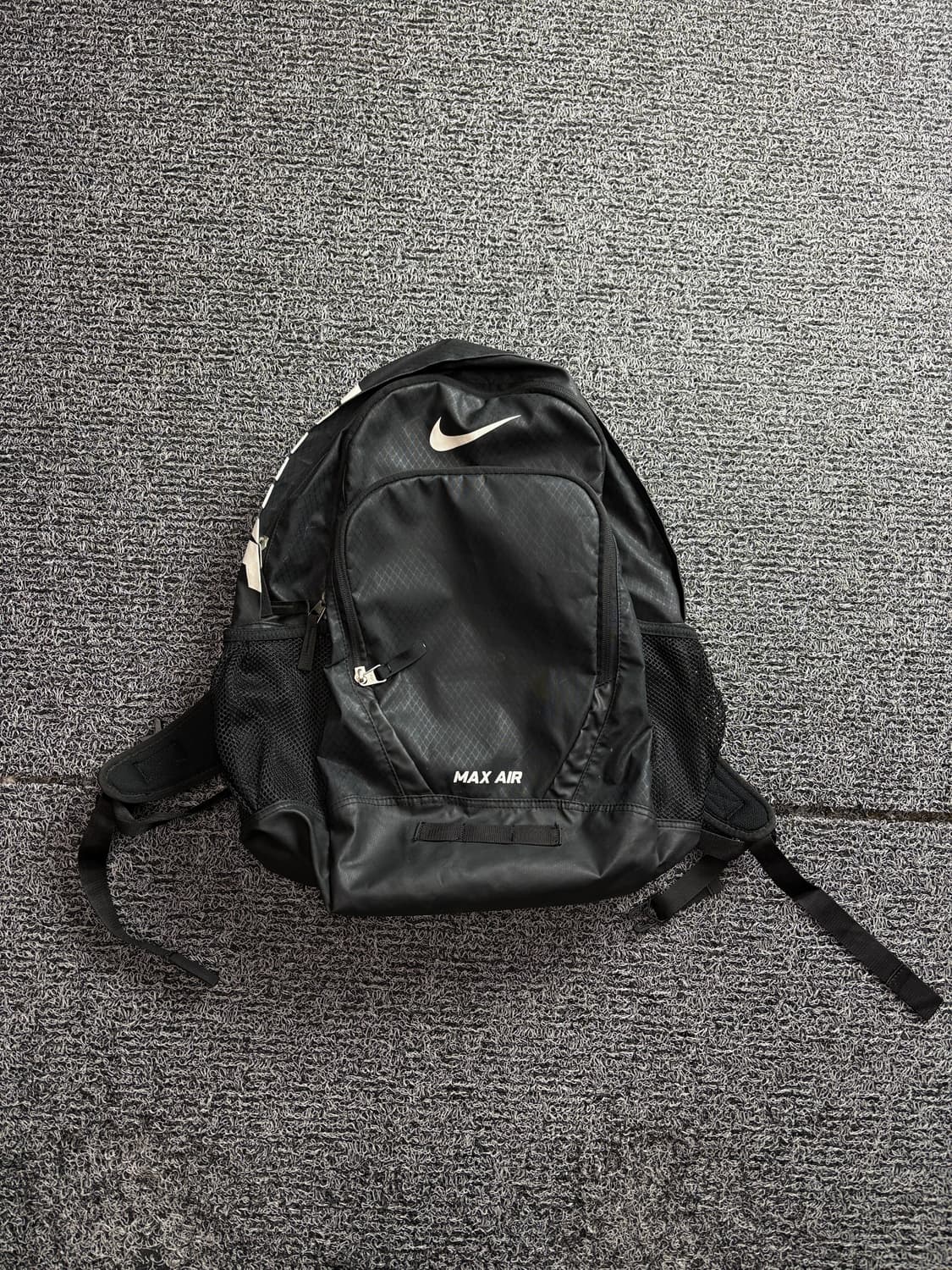 나이키 스우시 에어맥스 스포티 백팩 2679 상품이미지2