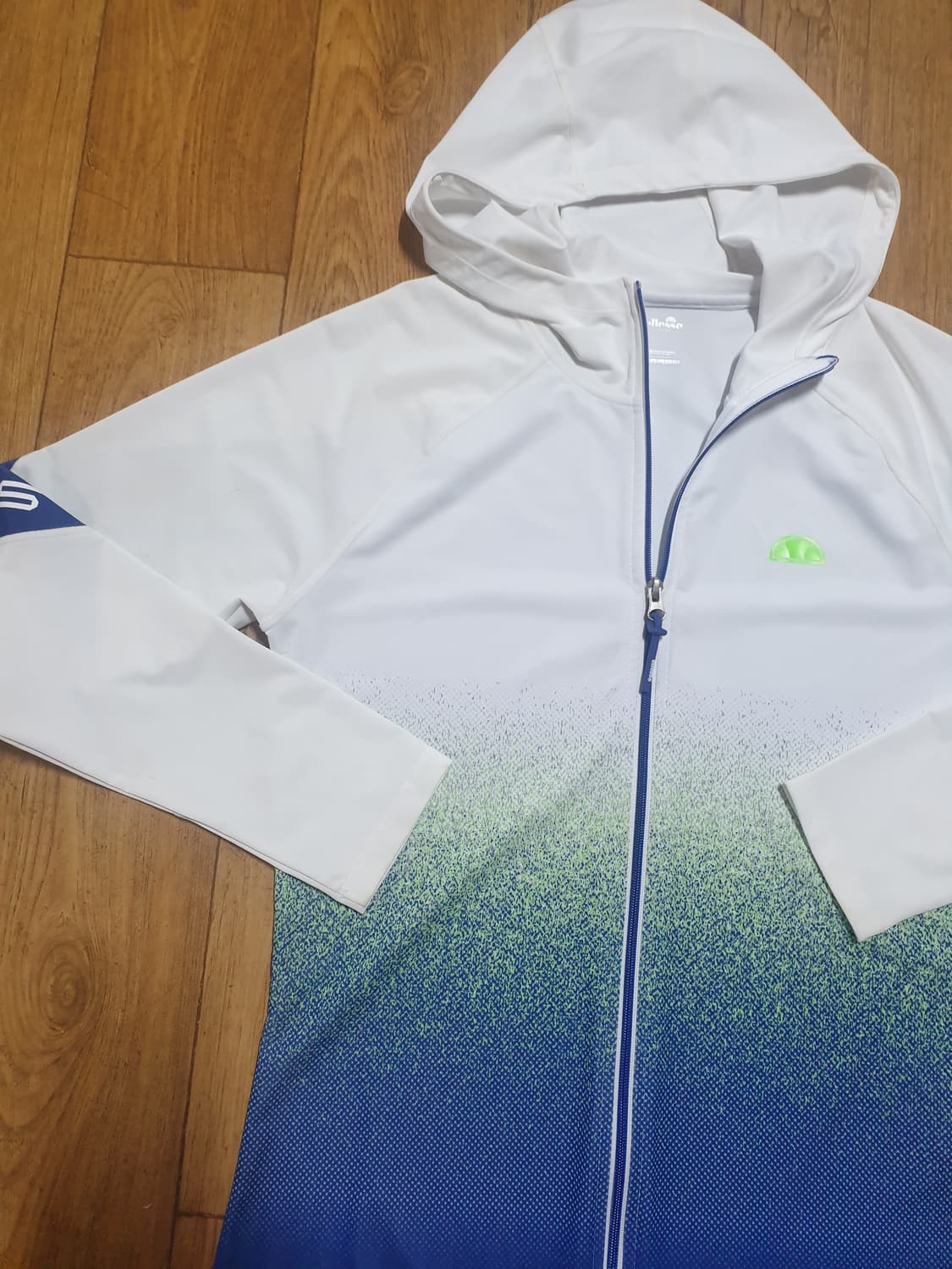 1145 엘레쎄 운동복 후드집업 95 사이즈입니다 상품이미지4