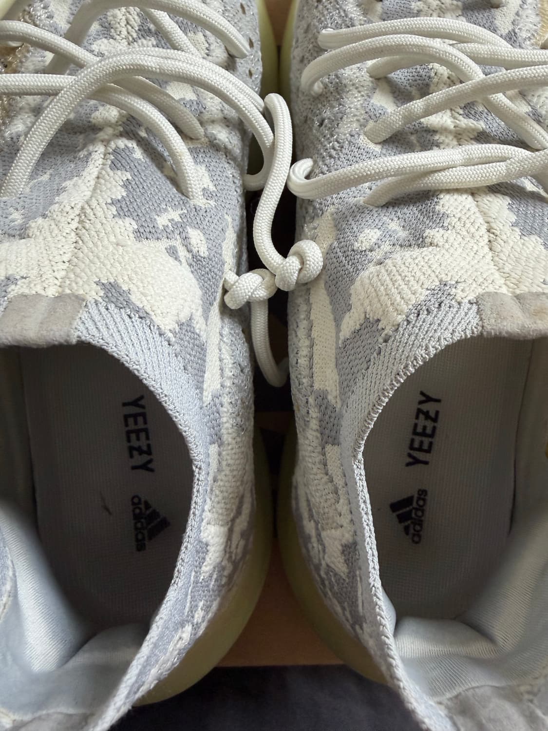 [280] 이지부스트 380 에일리언 상품이미지6