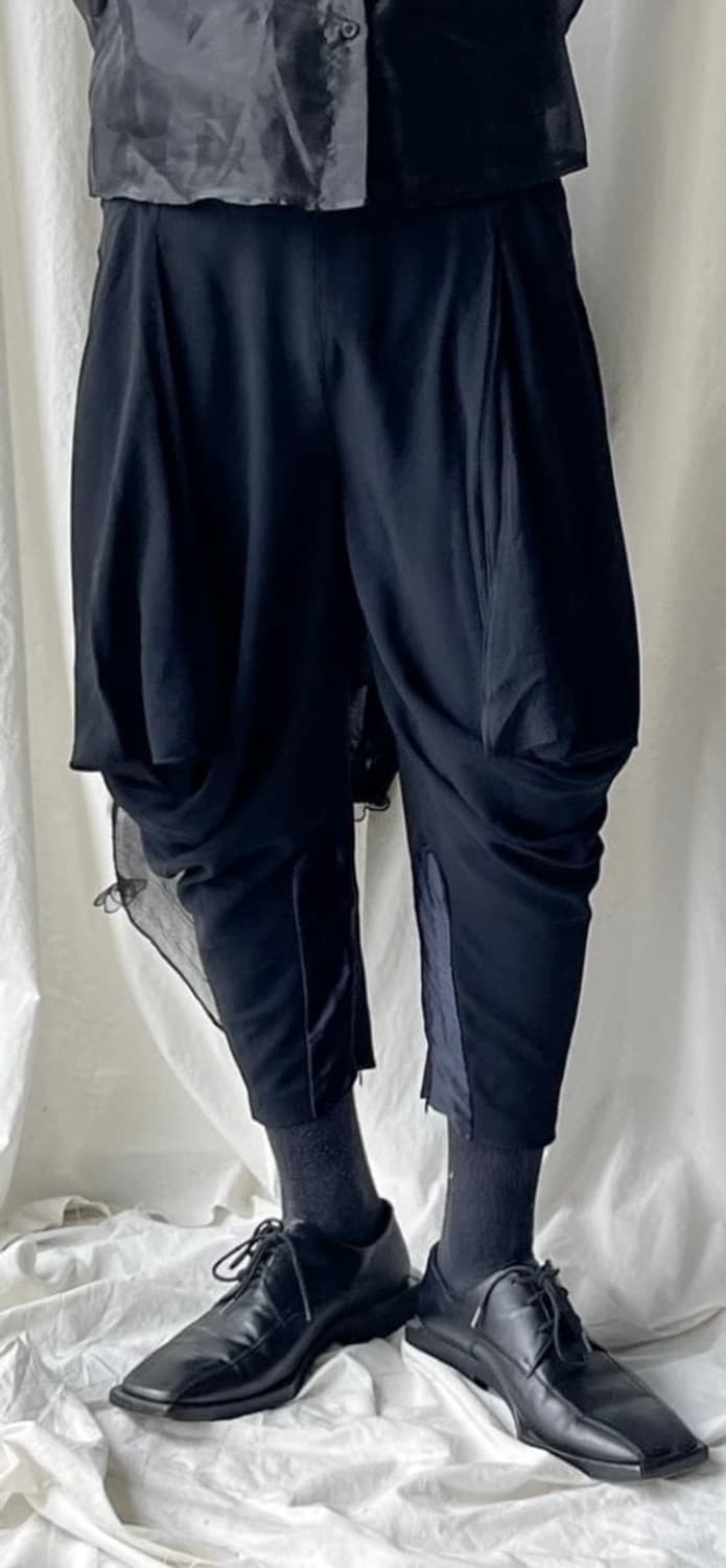 [구매]알랙산더맥퀸 카프리팬츠 구해요 상품이미지1