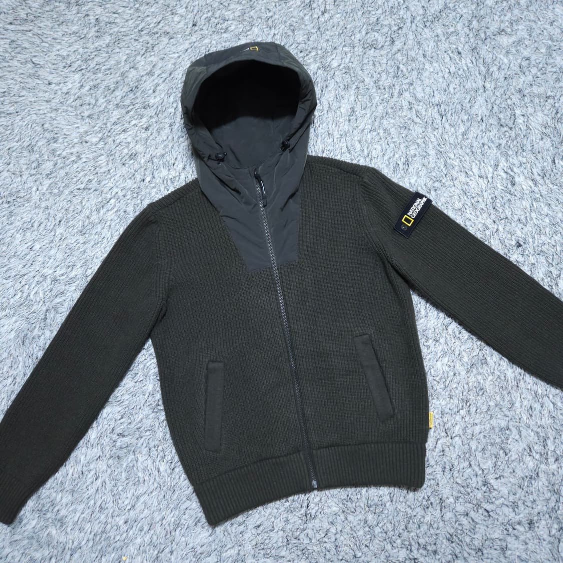 내셔널지오그래픽) M 남자 카키 후드집업 니트집업 / 왕눈이샵 상품이미지2