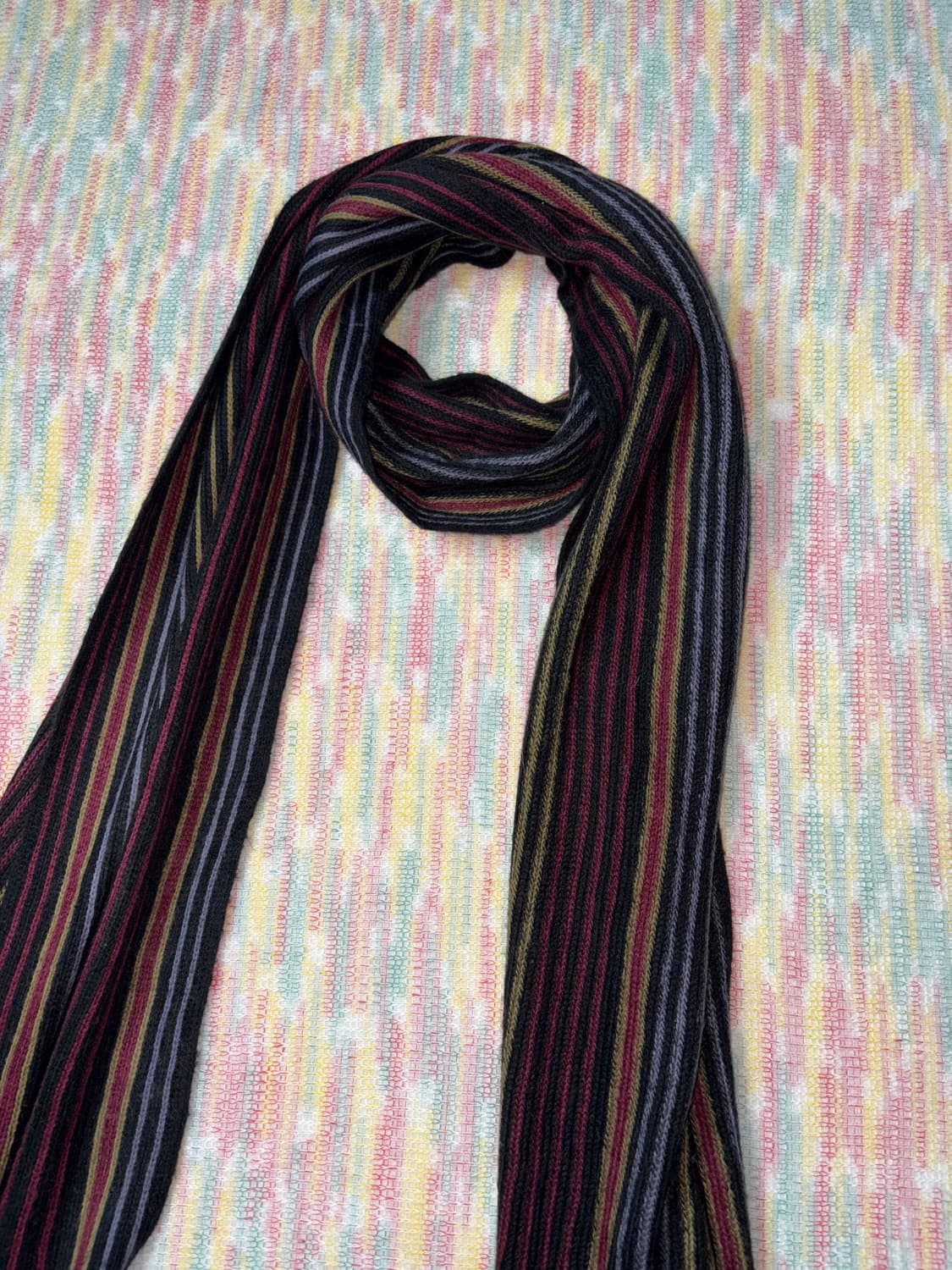 블랙 스트라이프 머플러 상품이미지3