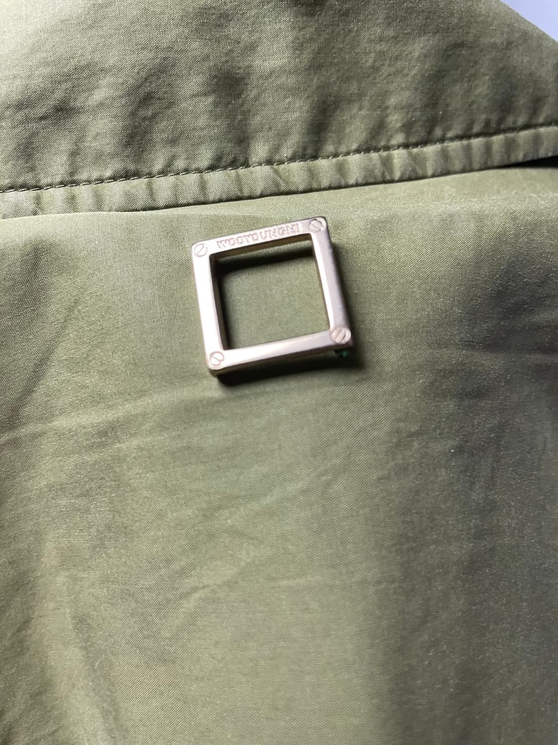 우영미 크롭 셔츠 카키 46 상품이미지4