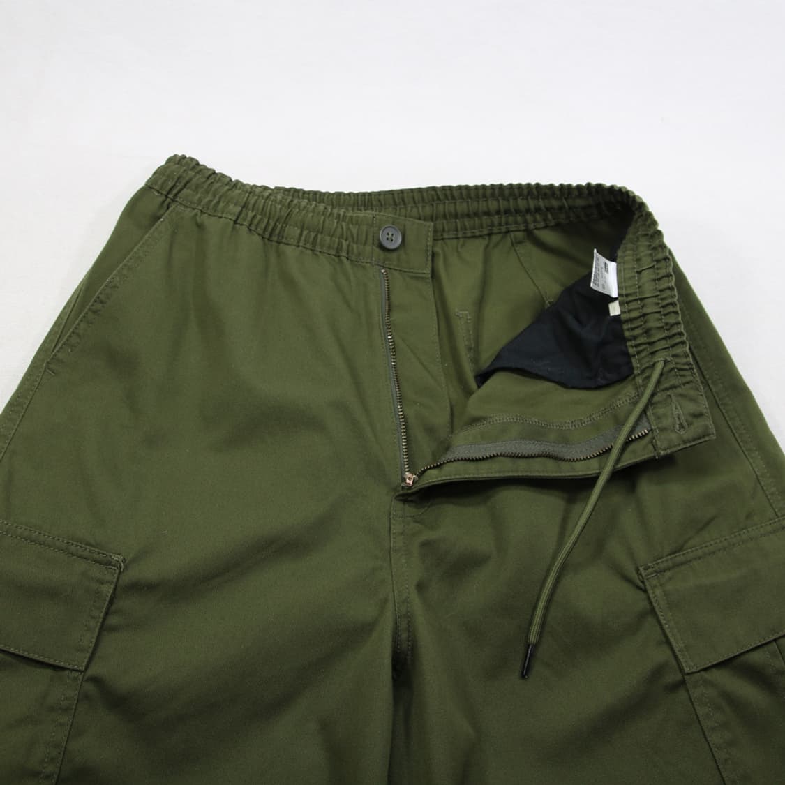 (착용컷) GU 와이드 밴딩 카고 팬츠 (남성용) 상품이미지5