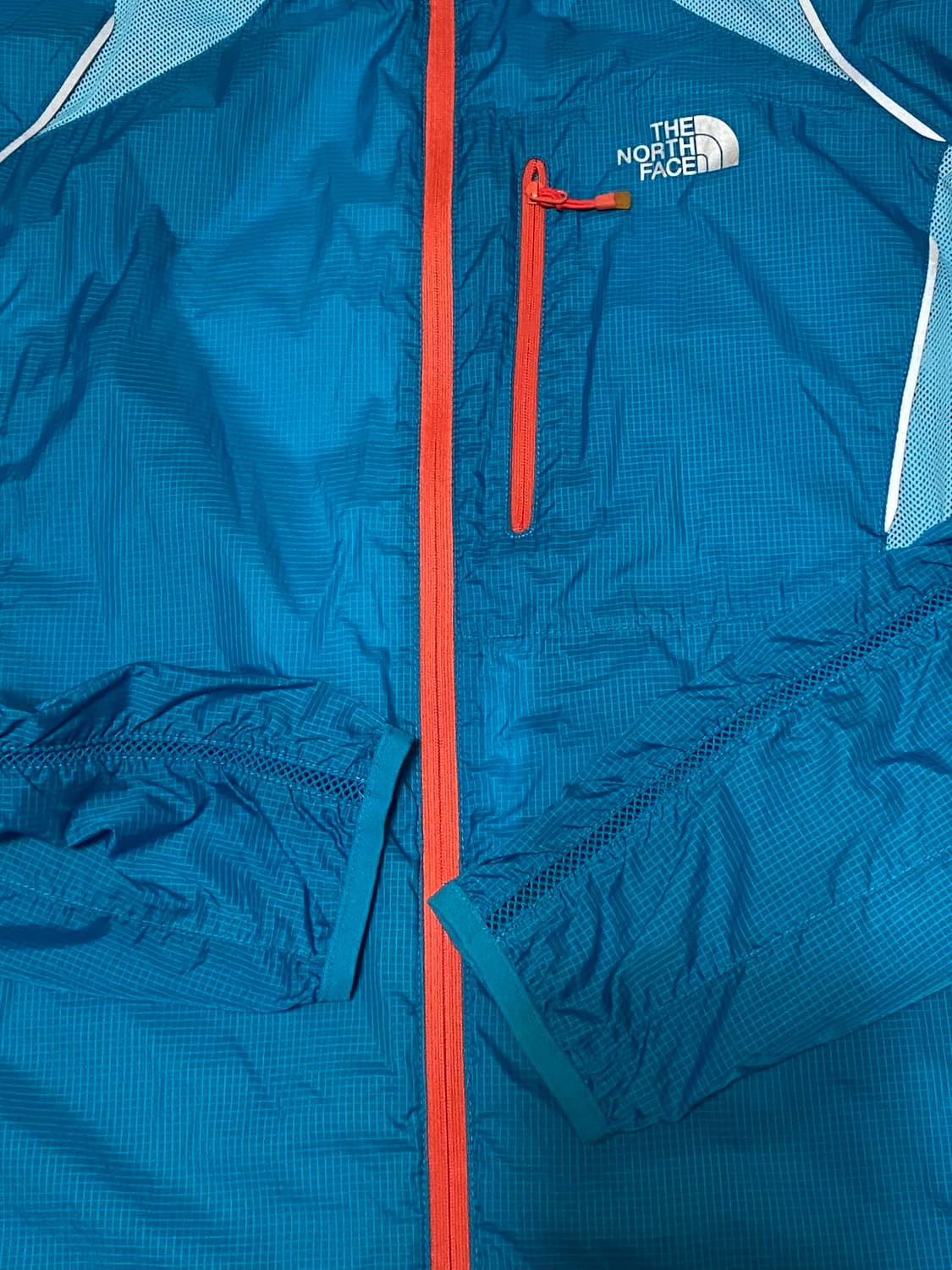 노스페이스 얇은 바람막이 자켓 100 사이즈 상품이미지3
