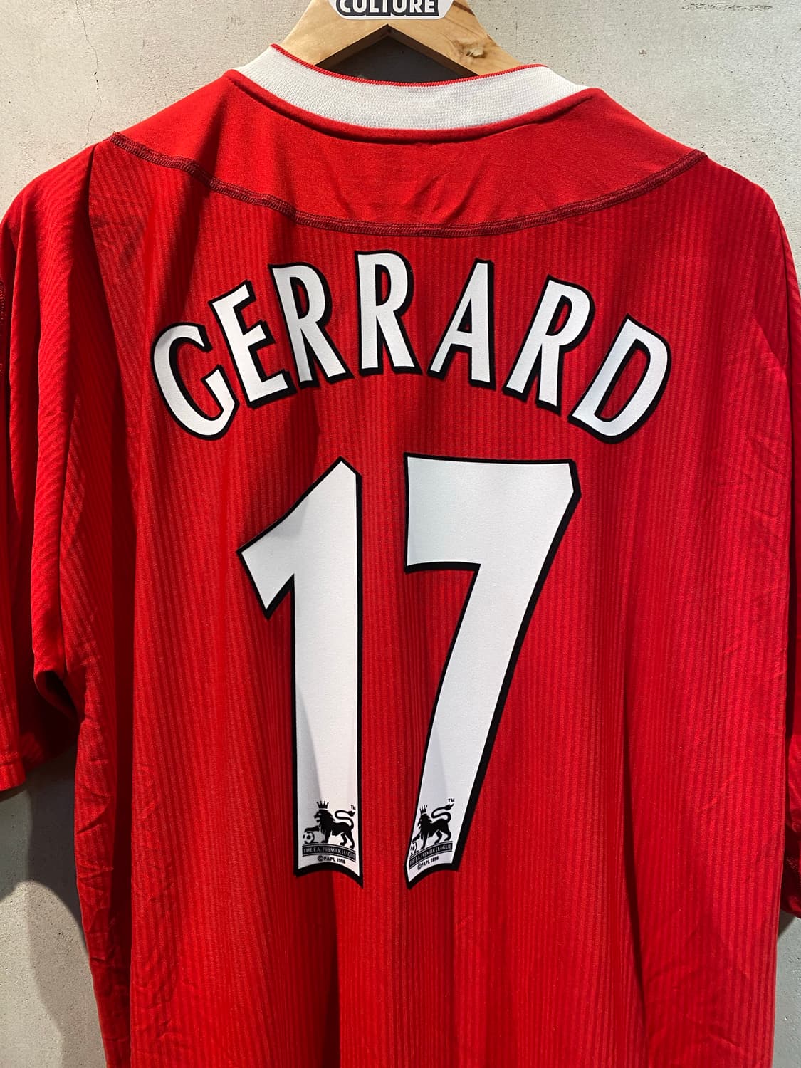 02-04 리버풀 제라드 홈 유니폼 상품이미지8