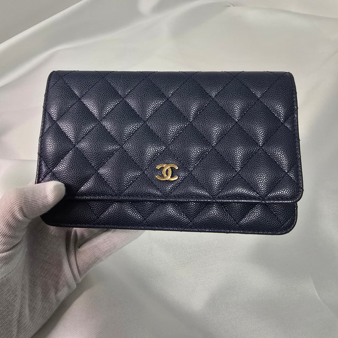 샤넬 클래식 woc 케비어 네이비 금장 상품이미지3