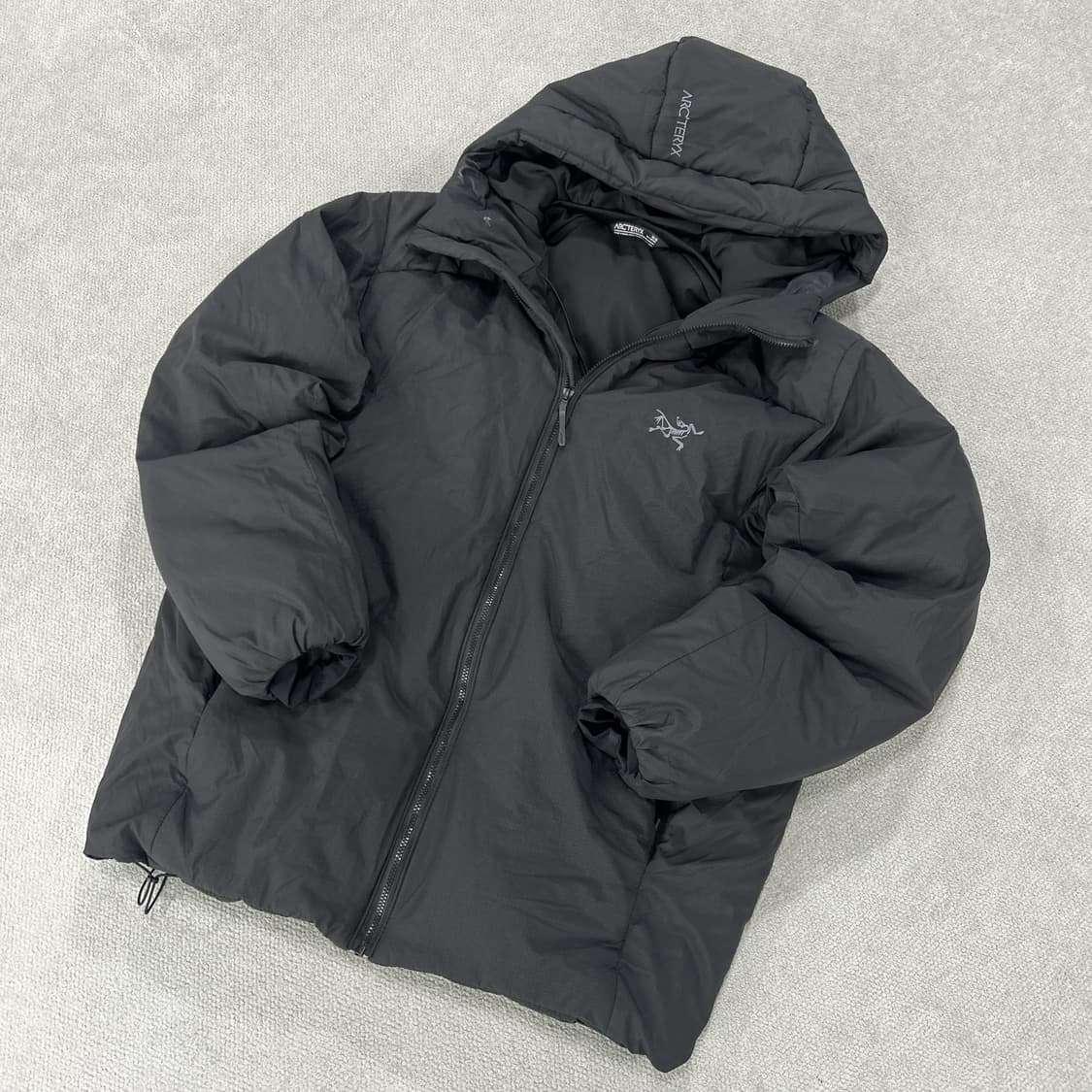 아크테릭스 아톰 정품 블랙 패딩 자켓 후드 m 상품이미지1