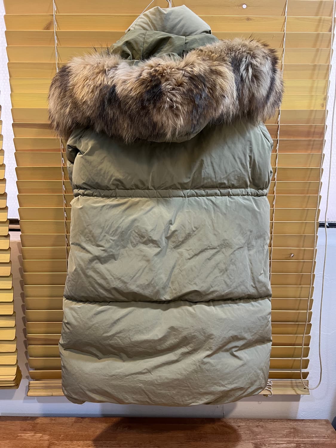 비이커 BEAKER 여성 카키베이지 구스다운패딩 후드패딩점퍼 상품이미지3