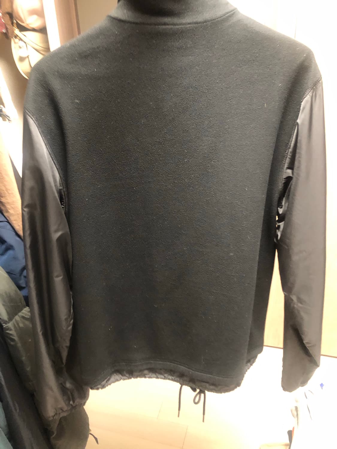 프라다 집업 상품이미지5