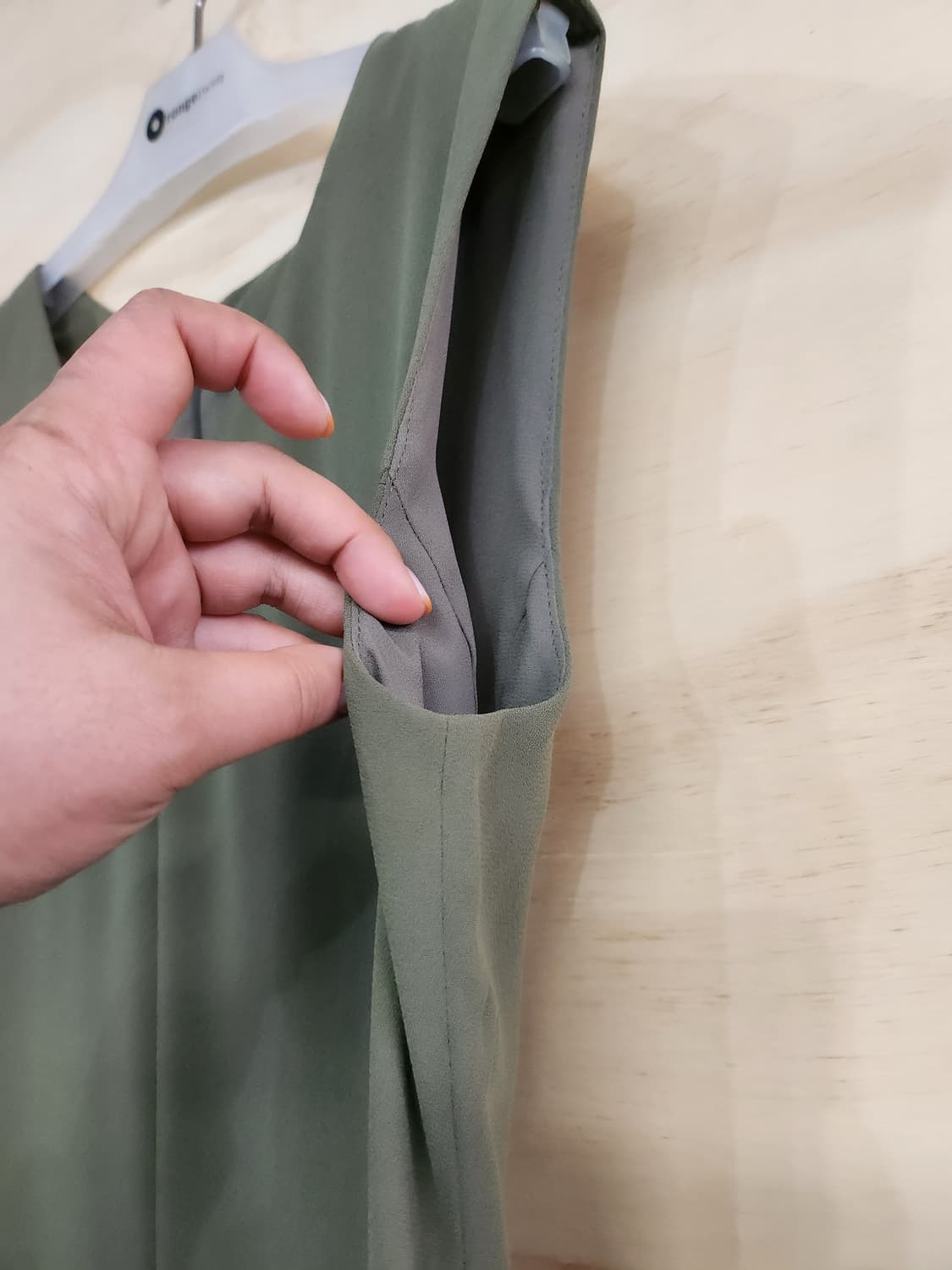 1031) 쉬즈미스 민소매 미디 원피스 상품이미지4