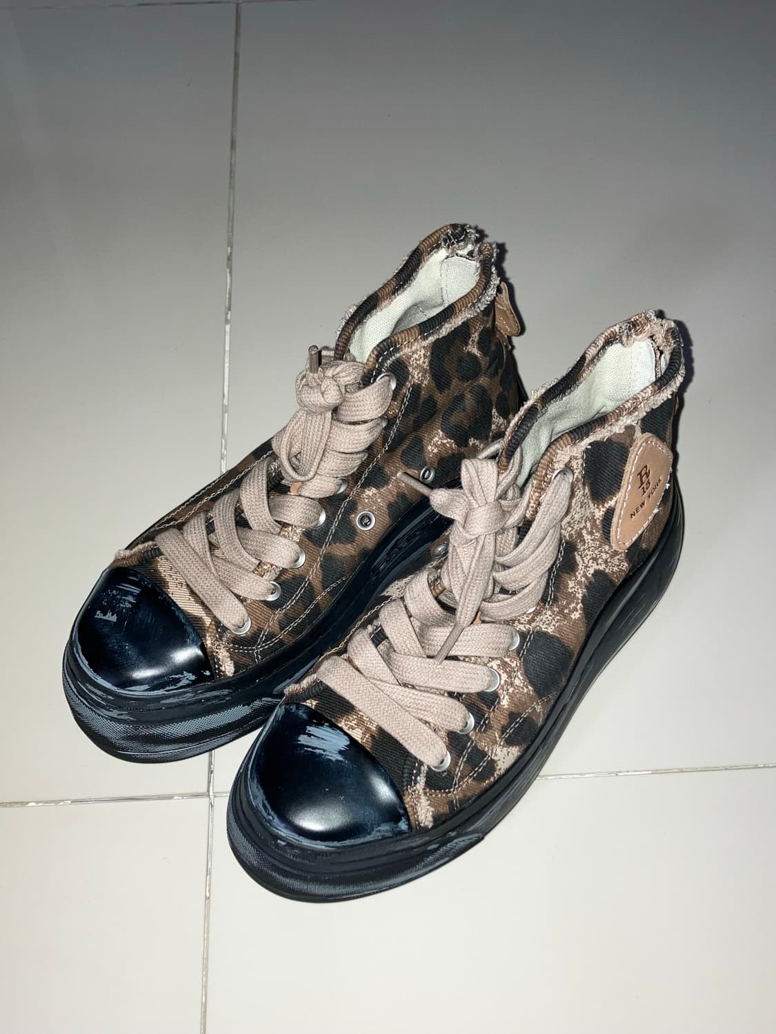 R13 브라운 블랙 커트 하이탑 스니커즈 240 상품이미지1