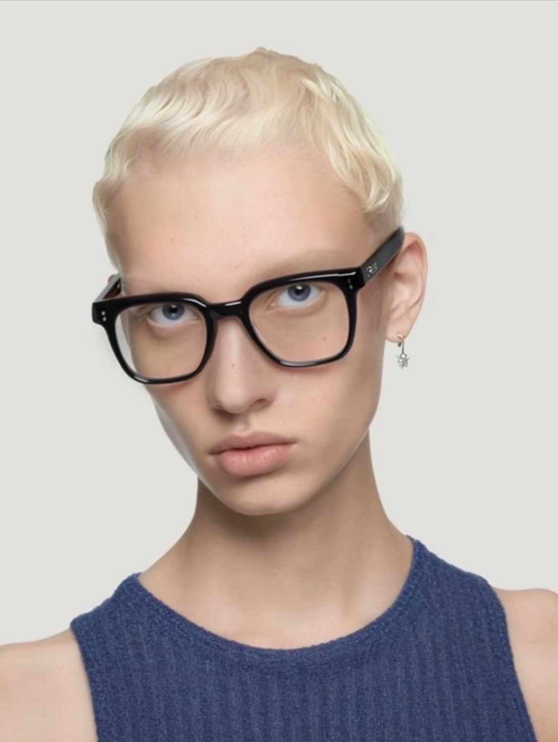 젠틀몬스터 칼01 상품이미지1