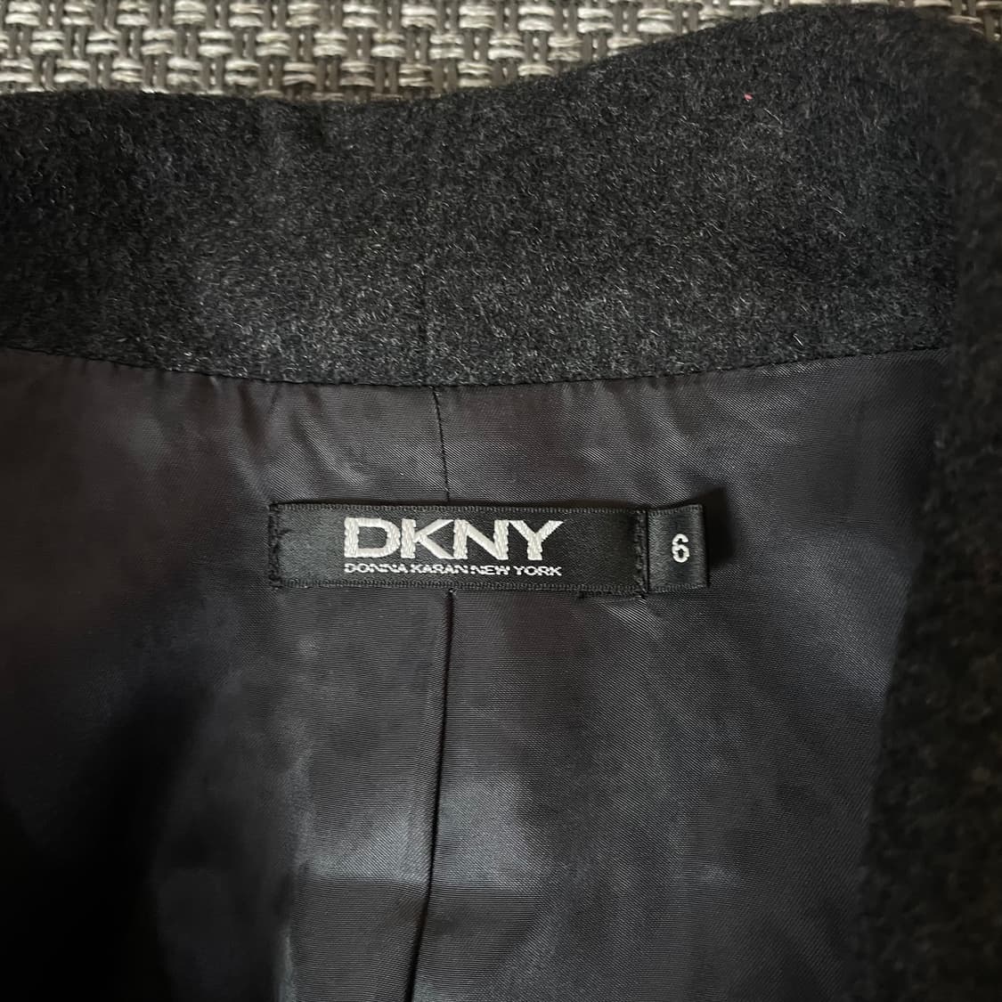DKNY 차콜 숄 카라 울 블렌드 코트 6 상품이미지4