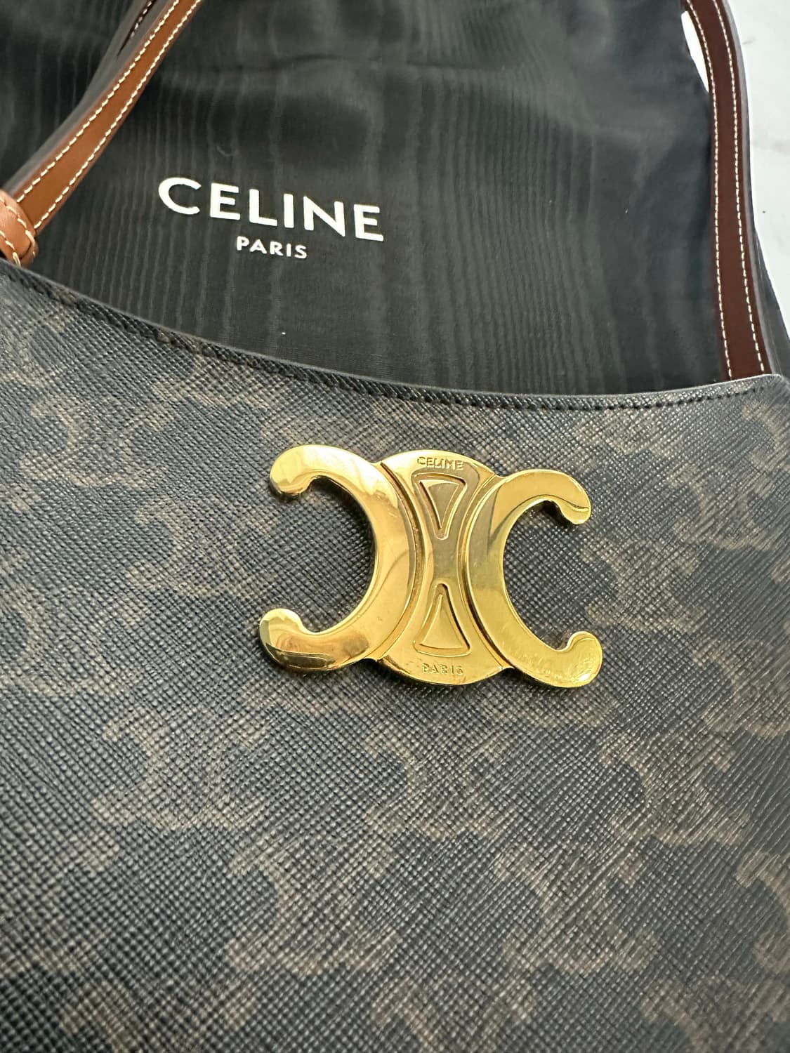 [A+ 정품] 셀리는 미디엄 틸리백 탄 상품이미지5