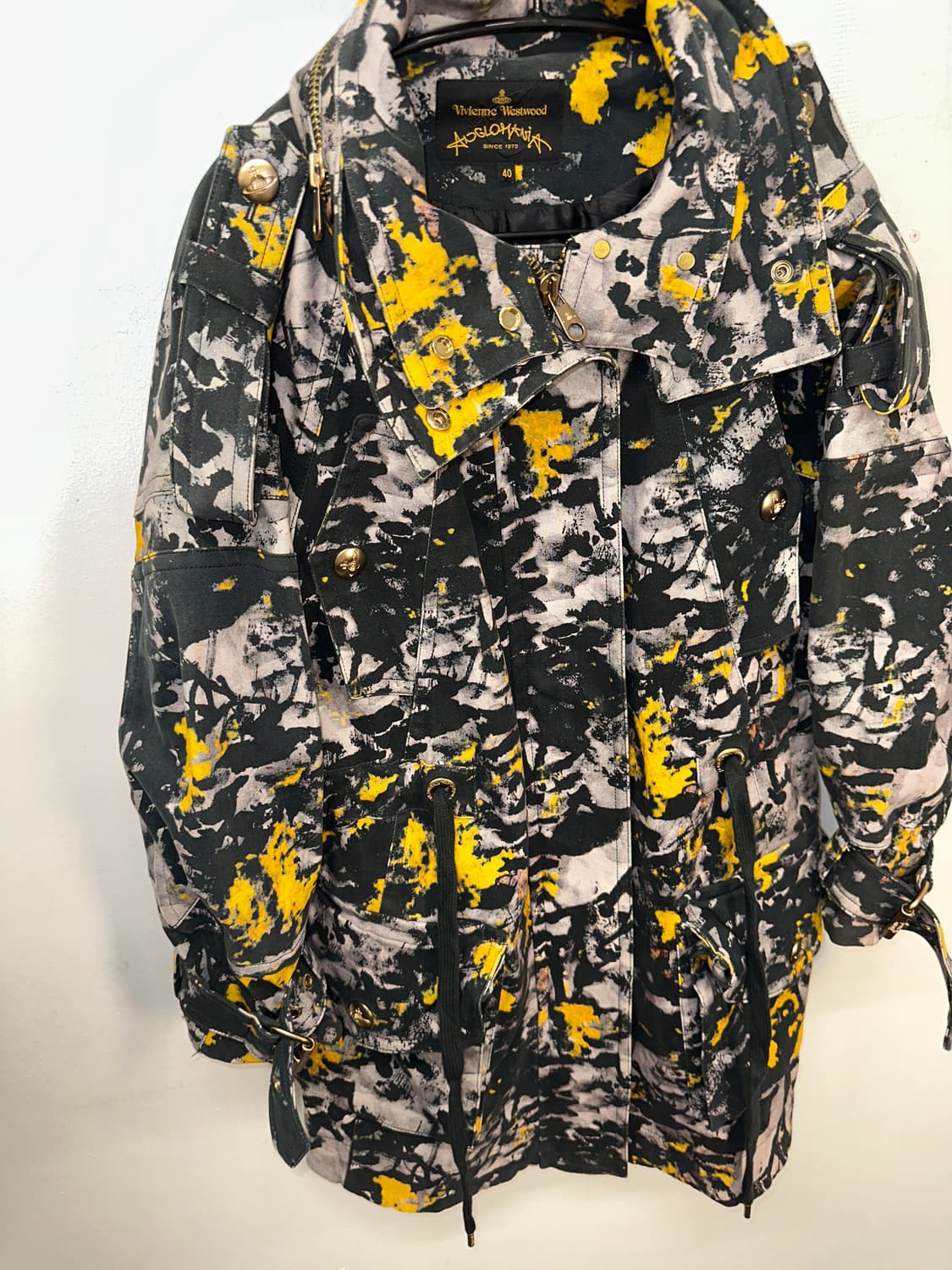 Vivienne westwood프린트 금장버튼 하프 자켓 40  상품이미지2