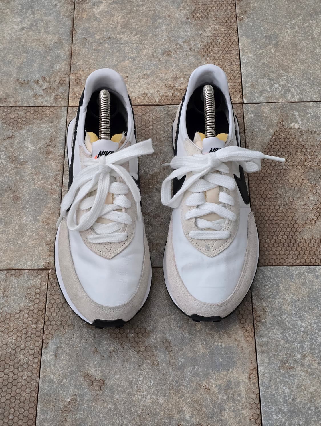 (235)나이키 와플 트레이너 2 흰검  상품이미지2