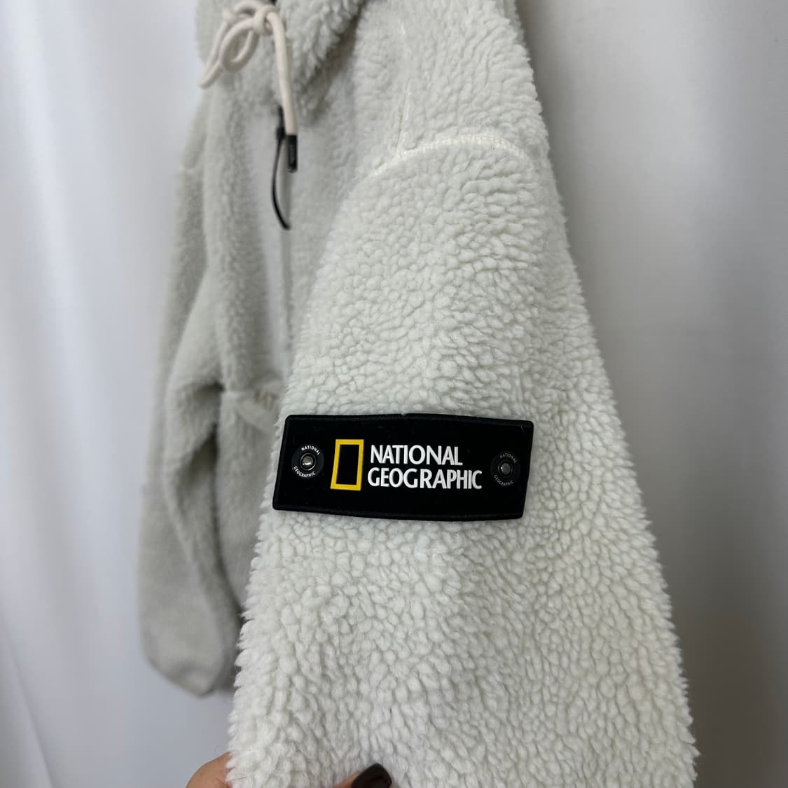 네셔널지오그래픽 남자 도톰 기모 후드티 95 M  IE 상품이미지5