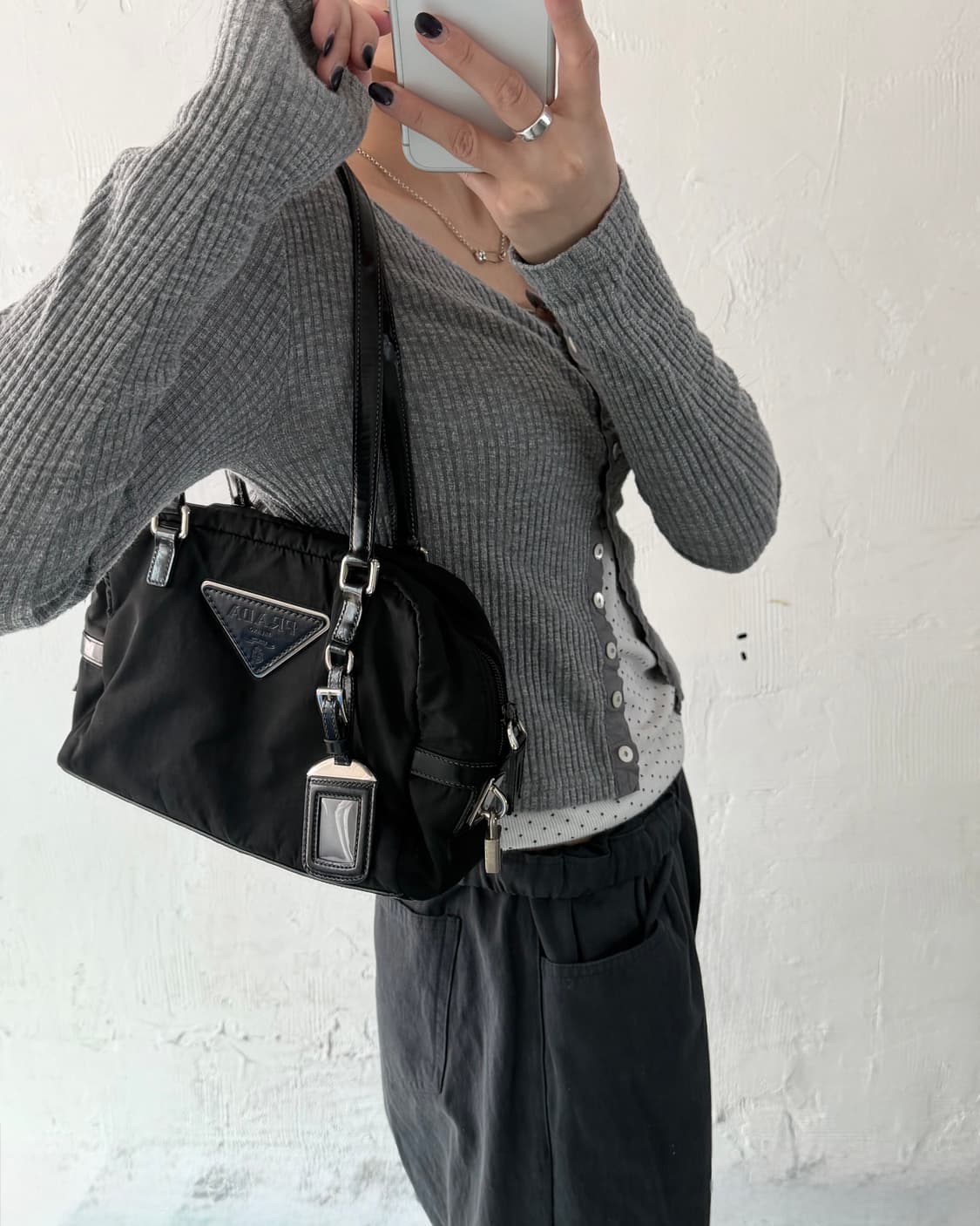 Prada 프라다 테수토 나일론 숄더 백 상품이미지1