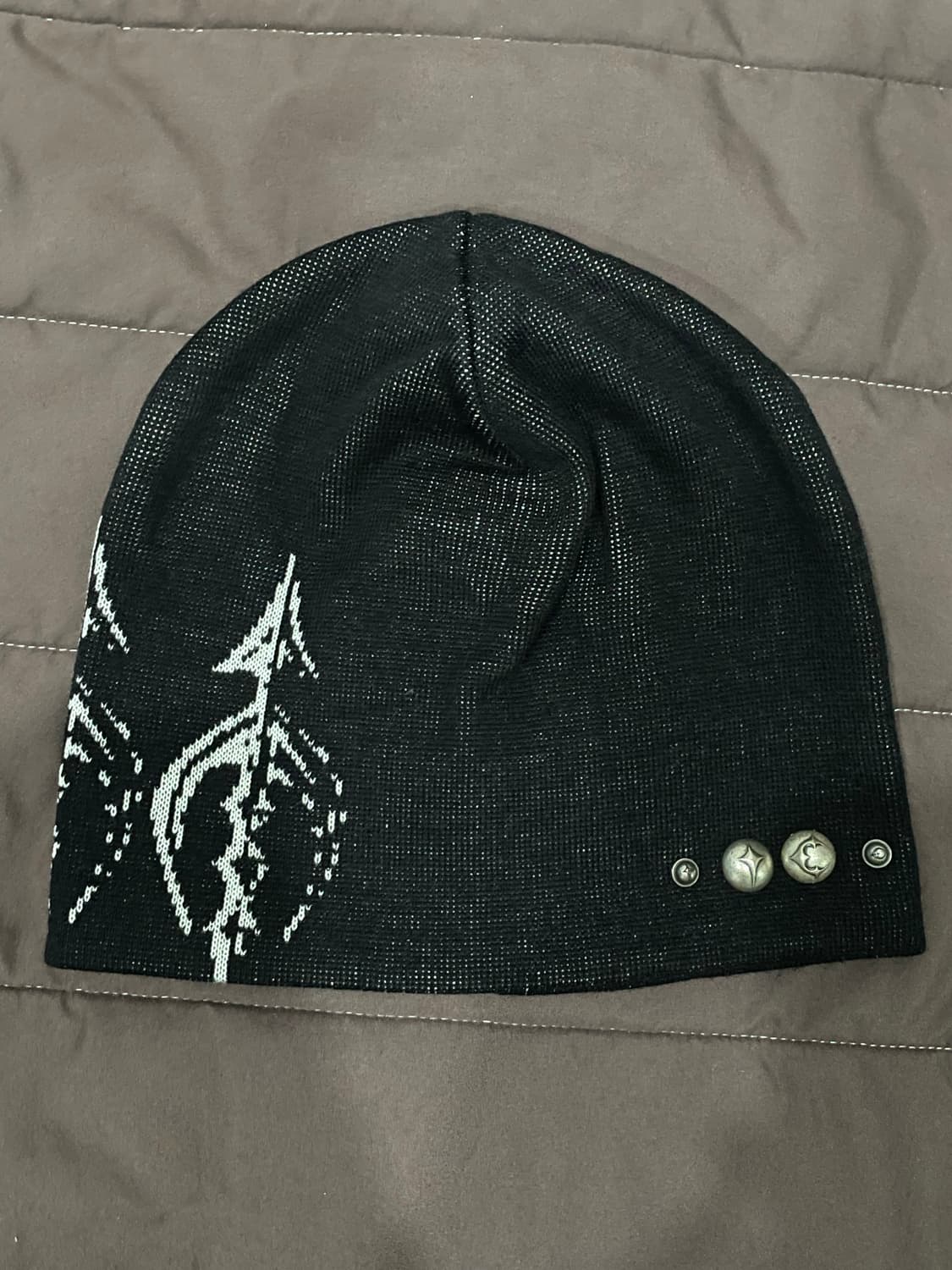 떠그클럽 Iron spear pin beanie(새상품/블랙) 상품이미지2