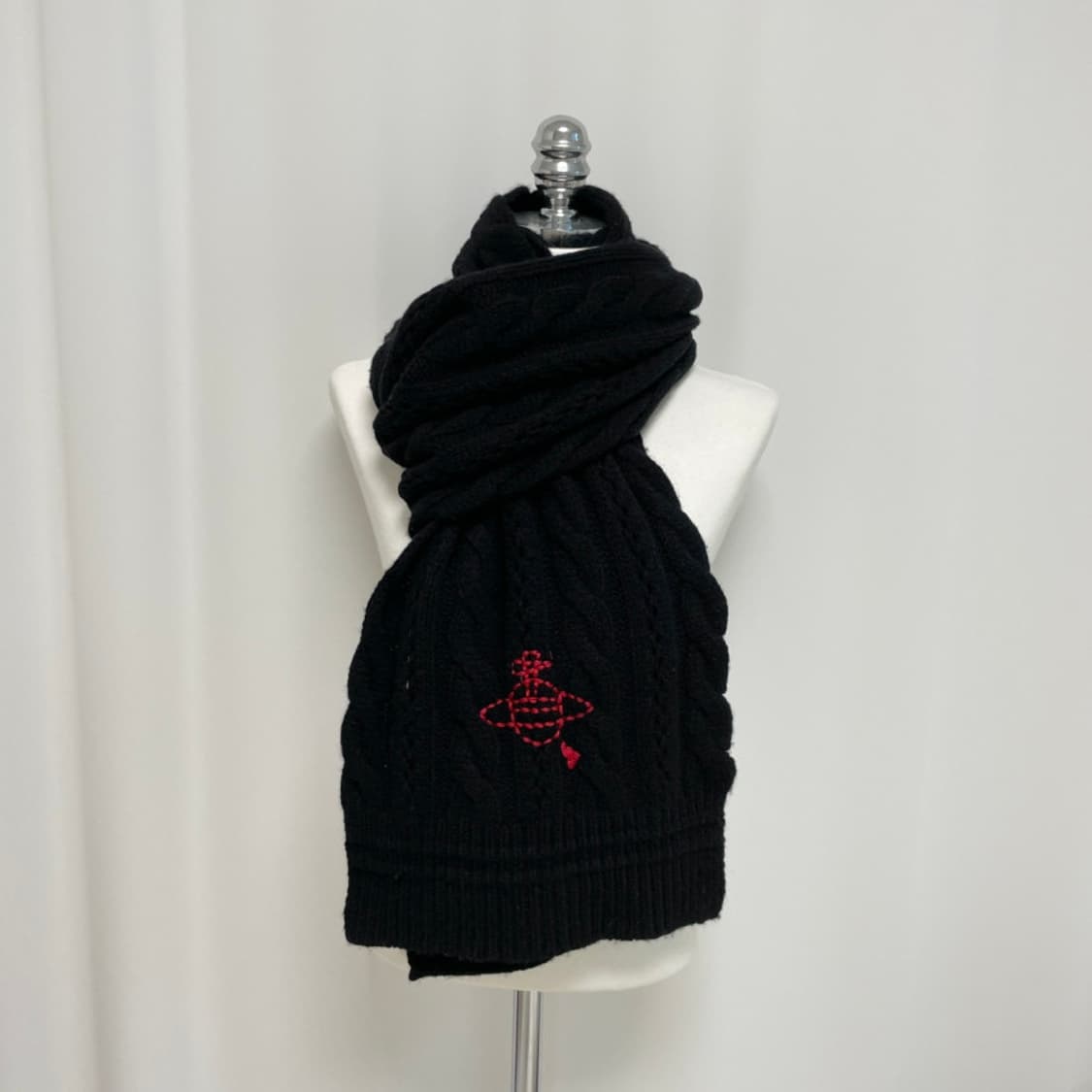 비비안웨스트우드 케이블 스티치 머플러 블랙 상품이미지6