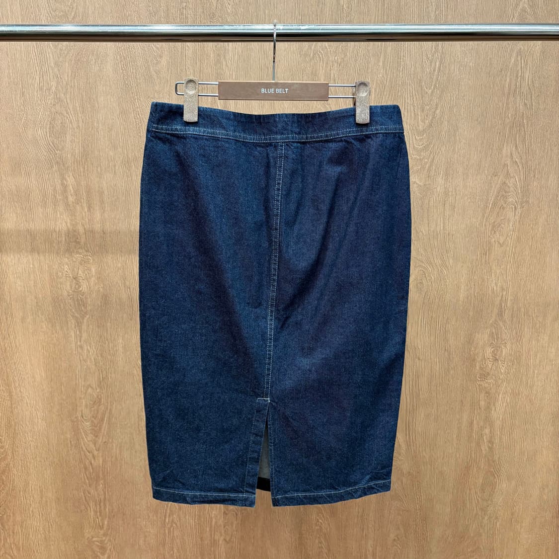 살바토레 페라가모 데님 미디 스커트 절개 라인 디테일 슬림핏 인디고 블루 상품이미지3