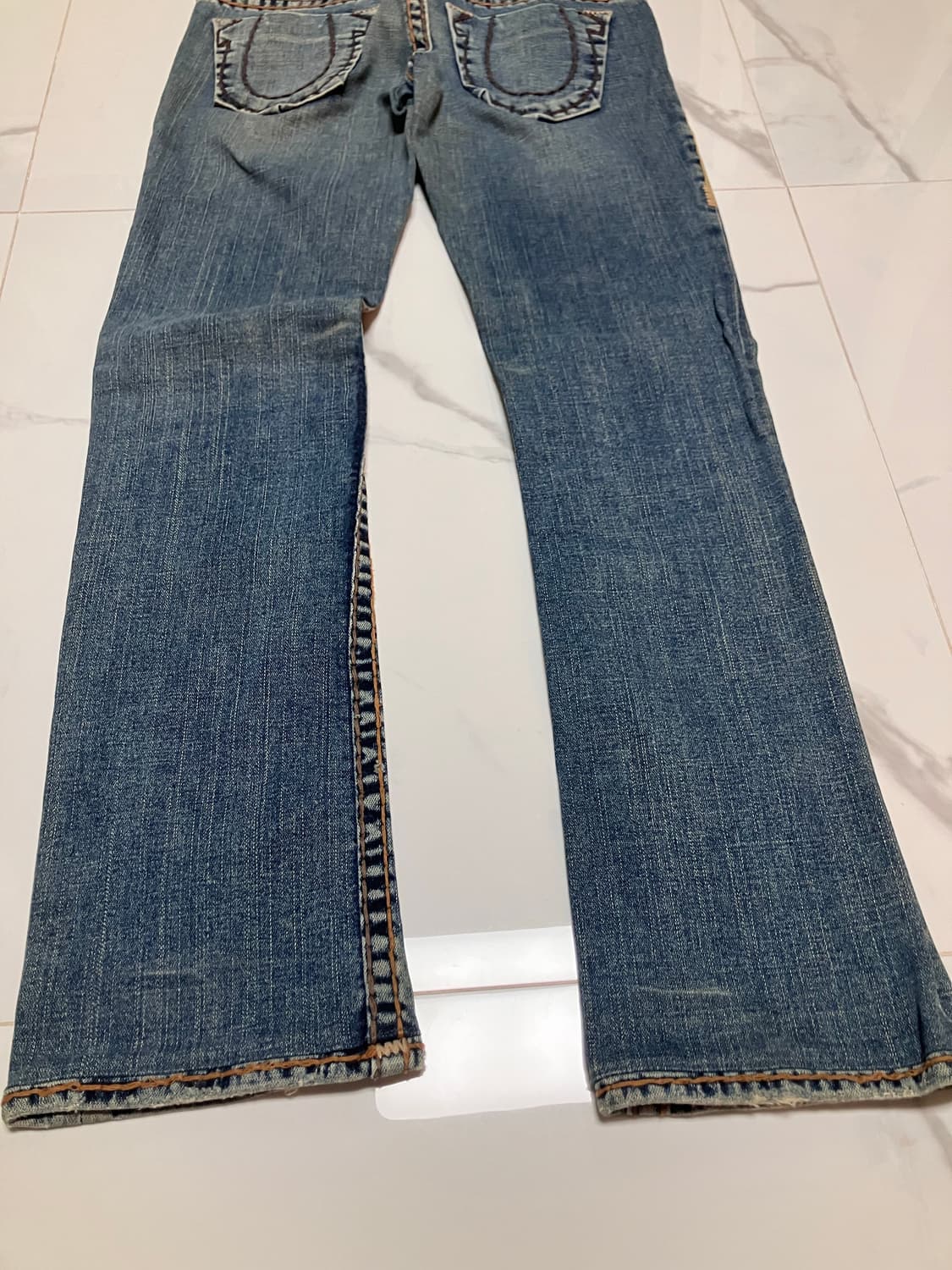 Big T 빈티지 빅티 미듐워시 로우라이즈 부츠컷 트루릴리젼 상품이미지3