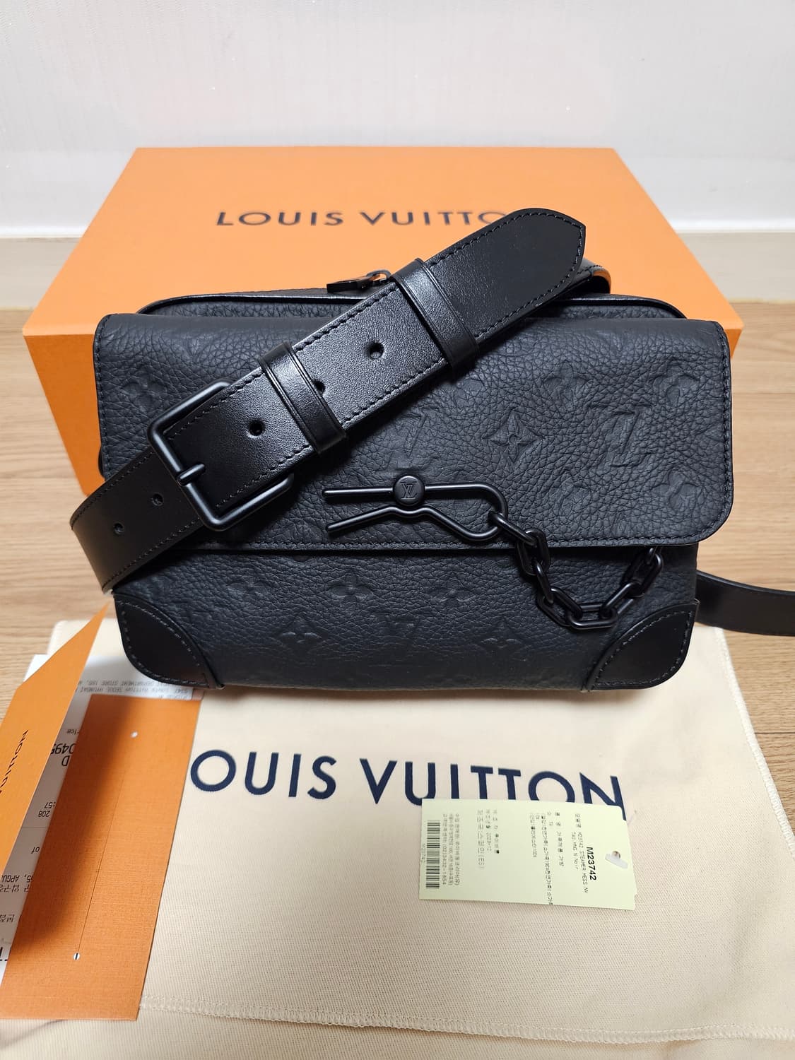 루이비통 퍼렐 토리옹 스티머 트렁크 메신저 크로스백 상품이미지4