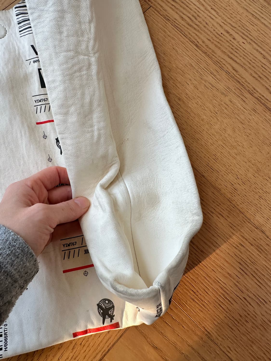 마르지엘라 공항 수하물 프린트 숄더백 상품이미지5