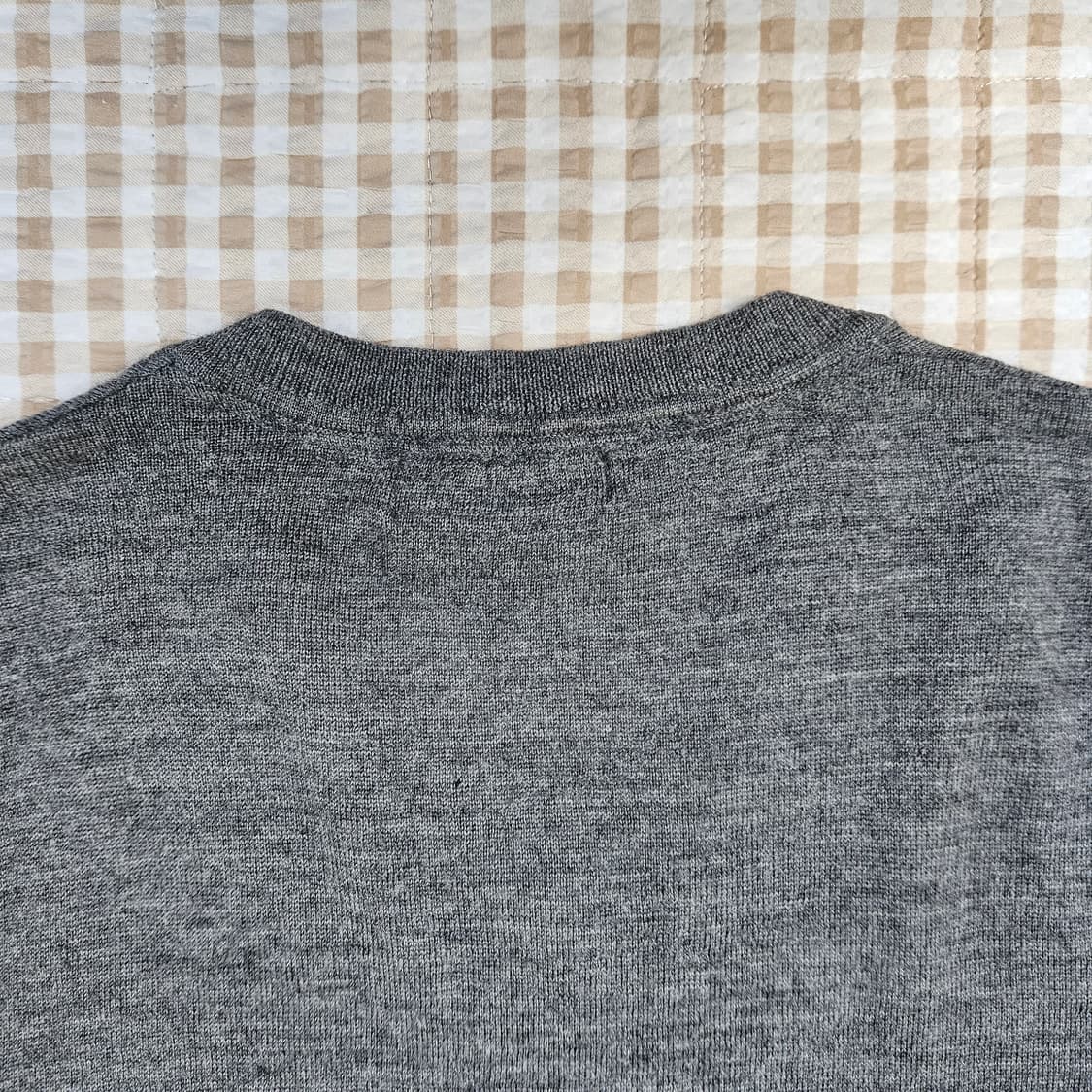 지오다노 메리노울100 브이넥 니트 남자100 상품이미지5