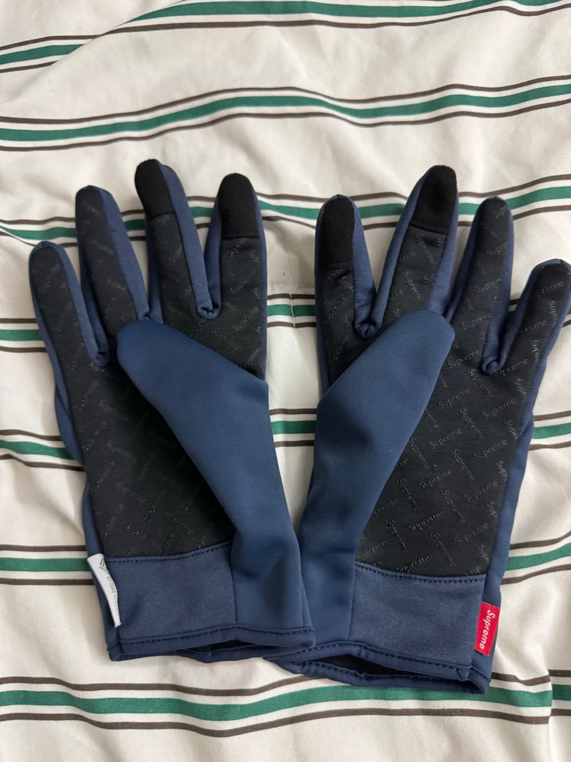 M) 슈프림 윈드스토퍼 집 글러브 상품이미지2
