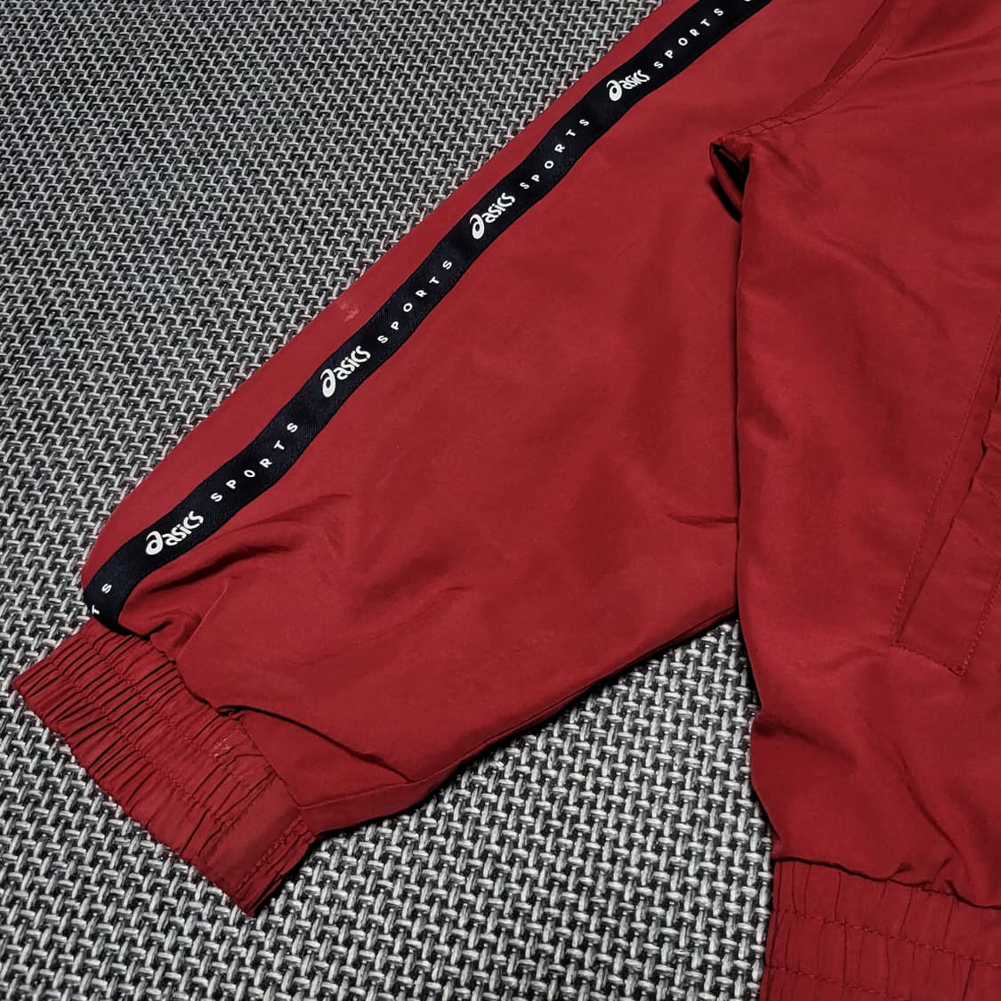 아식스 사이드로고 바람막이 자켓 레드 (95) 상품이미지5