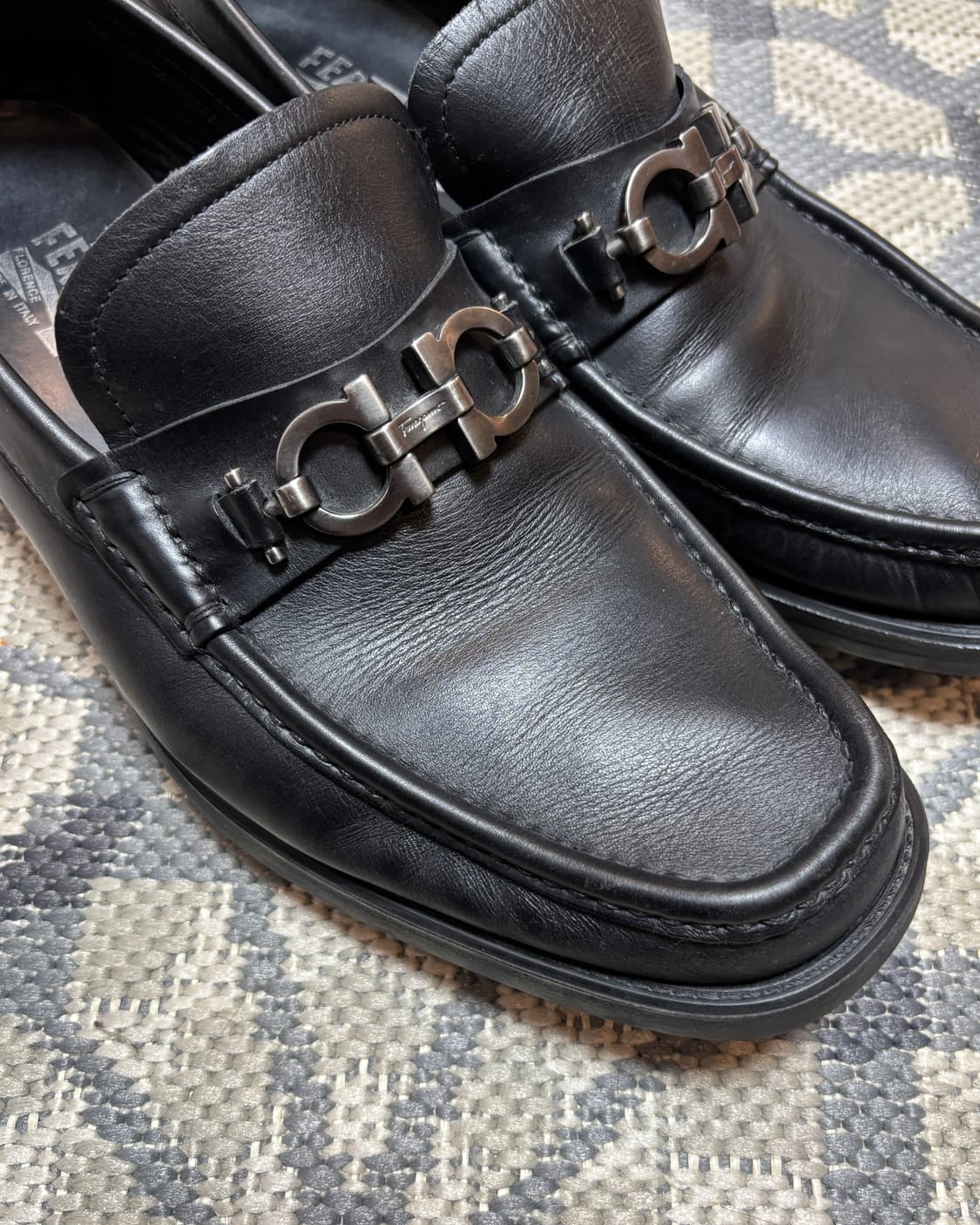 (8) 살바토레 페라가모 간치니 로퍼 블랙 상품이미지2