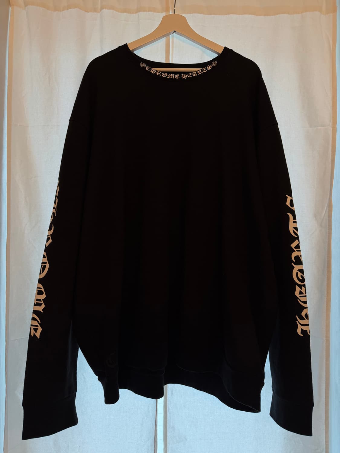 크롬하츠 레터링 맨투맨 상품이미지1