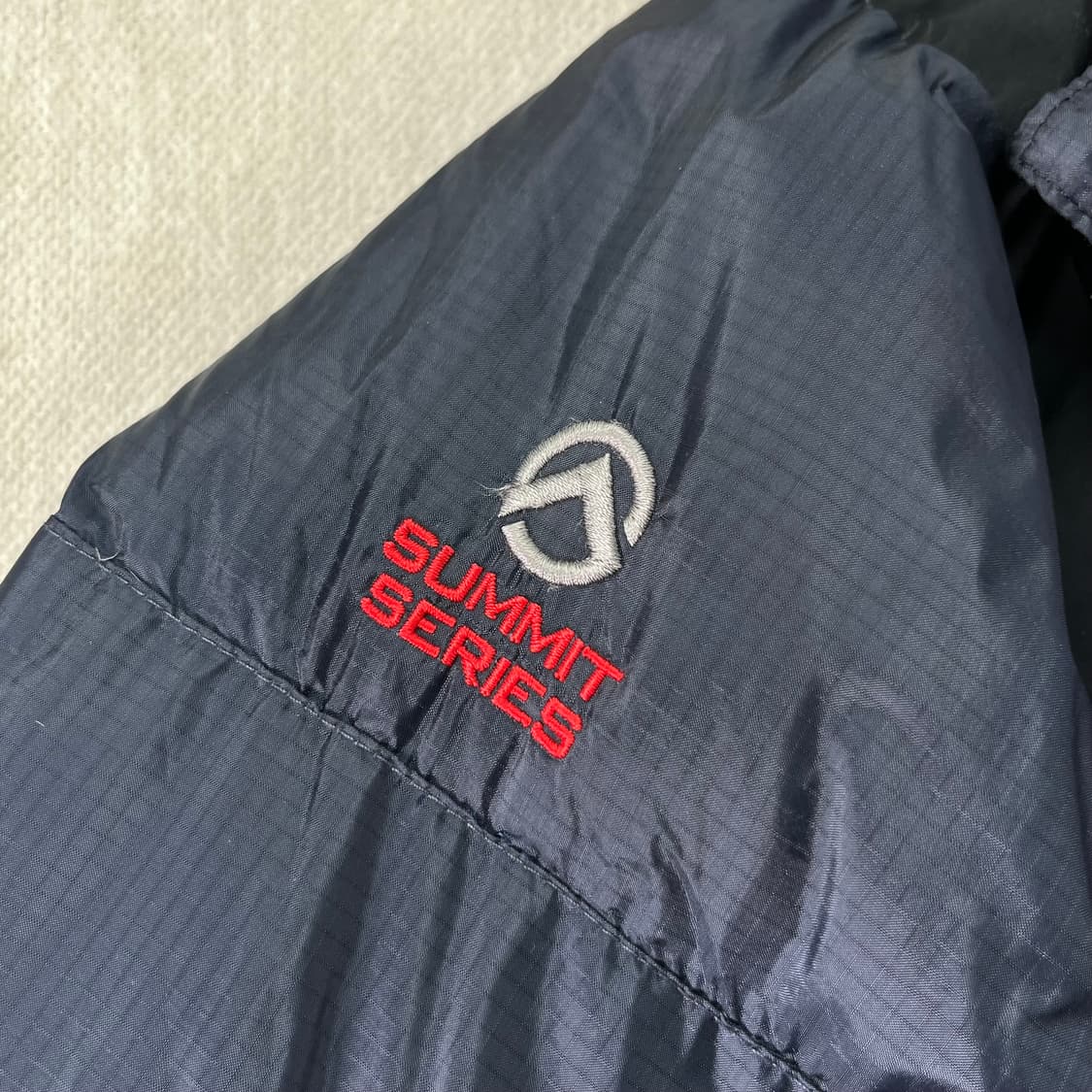 100 노스페이스 드롭 700 윈드스토퍼 패딩  상품이미지4