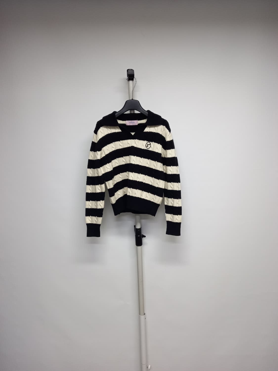 로라로라 춘추동 루즈핏 숏 니트 F 33-55 상품이미지1