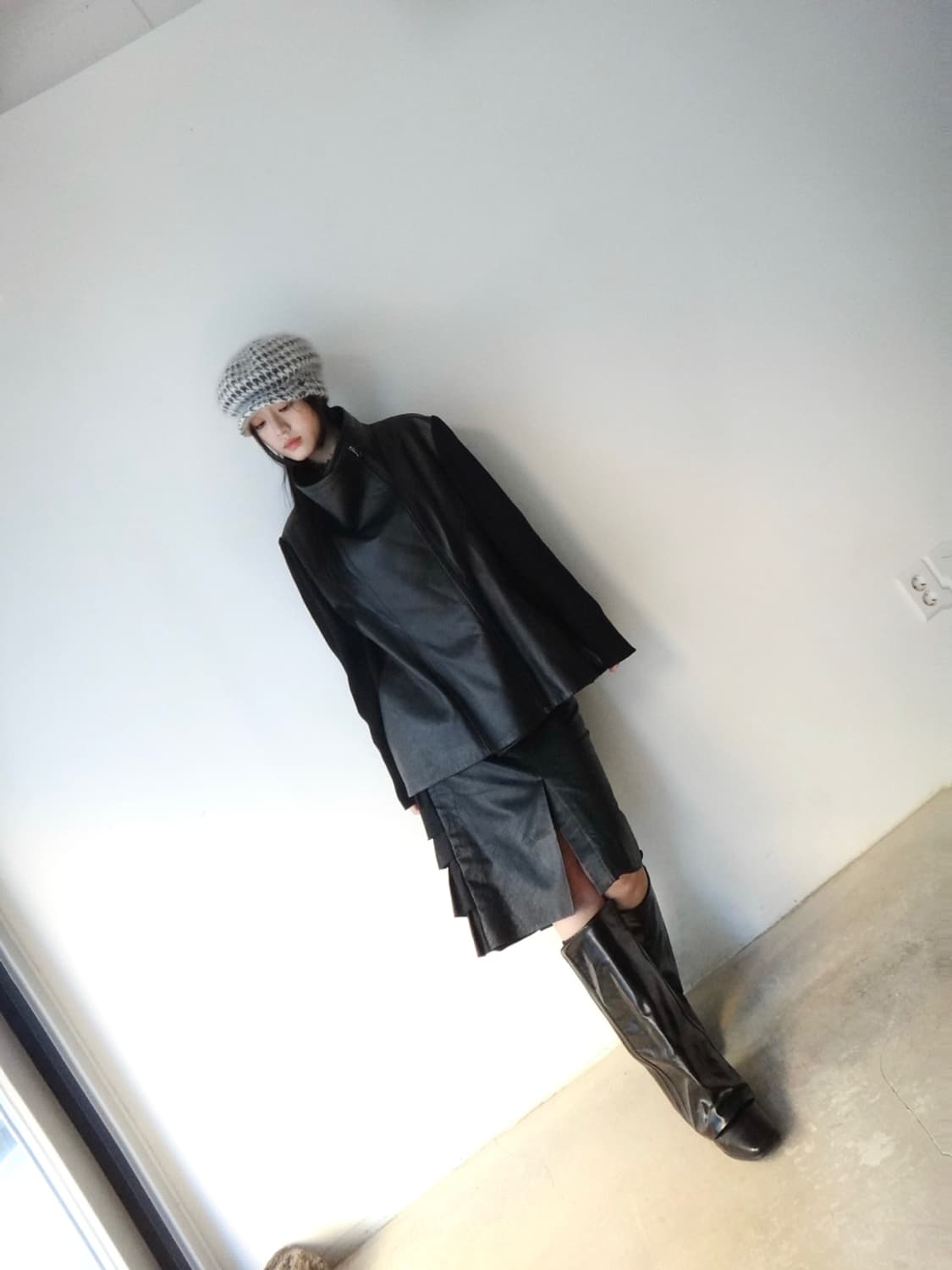 LIESANGBONG diagonal zip leather jacket 상품이미지7