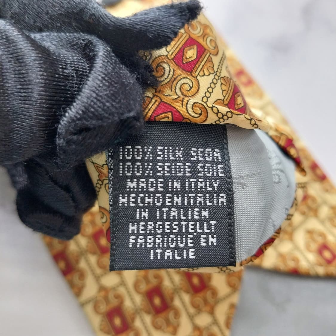 루카 프란치니 실크 기하 패턴 넥타이 10.1cm A등급 K1276

 상품이미지10