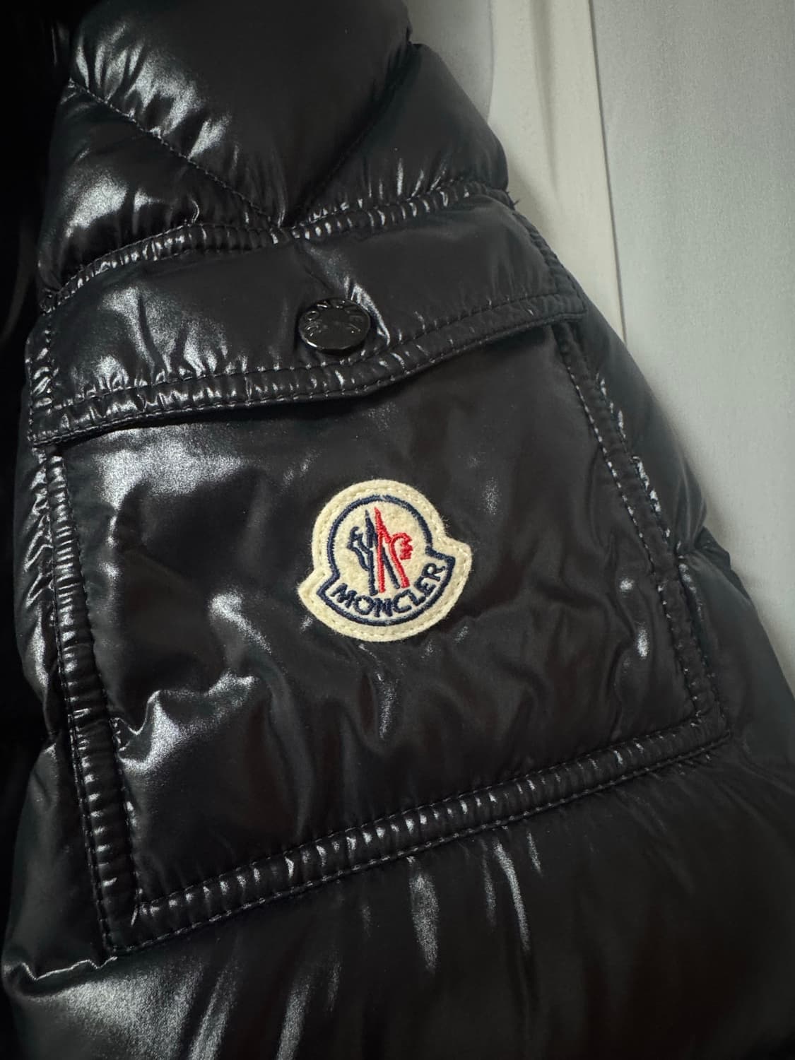 [몽클레어 마야 패딩 24fw 판매합니다] 상품이미지2